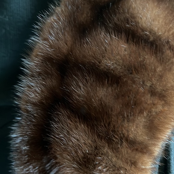 Vintage-The American Way brand Vintage beautiful wool and fur peacoat - Picture 9 of 9